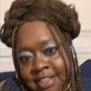 Meet your Posher, Janice